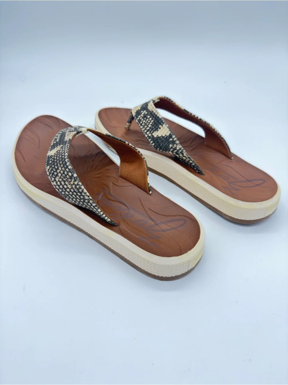 Zodiac casual slip